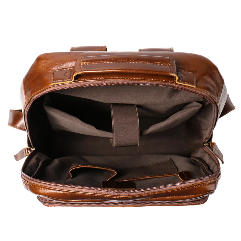 Zaino Vintage Uomo in Vera Pelle Cowhide Leathfocus – Crossbody e Backpack per Laptop 15"